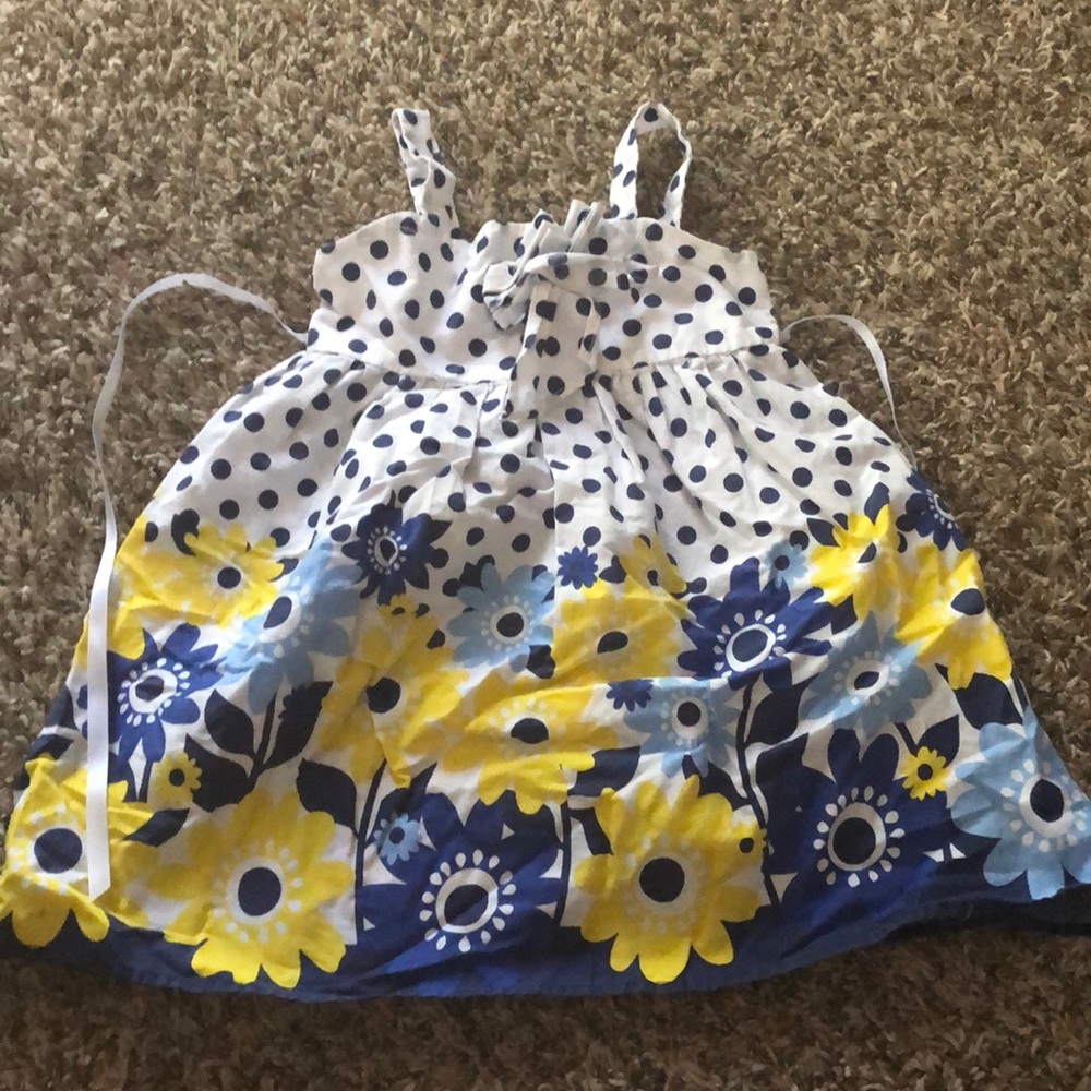 Girls dress